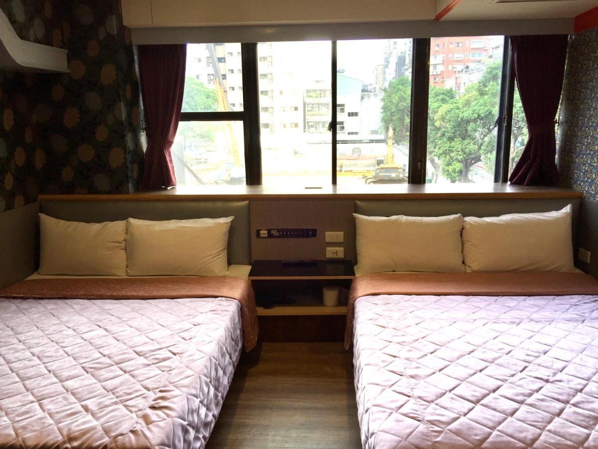 One Plus One Hotel Taipei Bagian luar foto