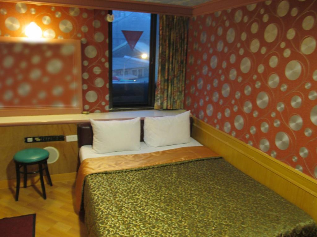 One Plus One Hotel Taipei Ruang foto