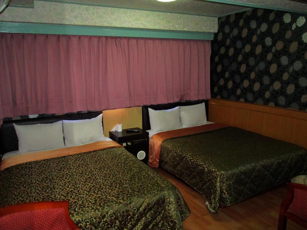 One Plus One Hotel Taipei Bagian luar foto